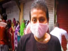 Inspiring: Actress Jaya Bhattacharya provides ration to Mumbai's sex workers 