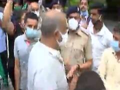 શ્રેય હોસ્પિટલ તરફથી જાણકારી ન અપાતી હોવાથી દર્દીઓના સંબંધીઓમાં વધ્યો આક્રોશ