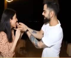 দুবাইয়ে প্রাইভেট বিচে টিম আরসিবি, কেক কেটে সেলিব্রেশন বিরুষ্কার