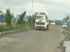 બોપલથી સાણંદ જતા રોડ પર ખાડા પડ્યા હોવાના કારણે વાહનચાલકો પરેશાન, જુઓ વીડિયો