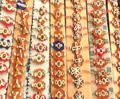 Special Report | Raksha Bandhan 2020 | लॉकडाऊनमध्ये शेकडो महिलांना रोजगार; बांबूपासून बनवल्या राख्या