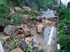 Landslide blocks road in Pedder Road area in Mumbai
