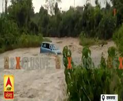 Ramnagar में बरसाती नाले की खौफनाक तस्वीर, सैलाब में फंसी कार| Uttarakhand Prime