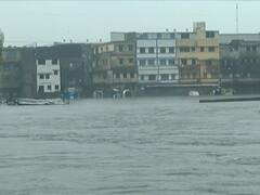 સુરતના લિંબાયત વિસ્તારમાં ખાડી પૂરના કારણે ઠેર ઠેર પાણી ભરાયા