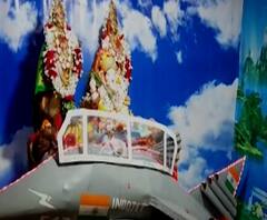 Ganeshotsav 2020 | मालेगावात राफेल विमानावर बाप्पा विराजमान