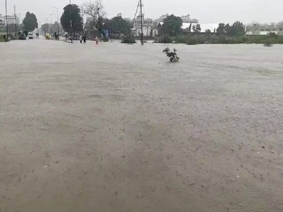 છેલ્લા 24 કલાકમાં મહેસાણા શહેરમાં ત્રણ ઇંચ વરસાદ વરસતા પાણી ભરાયા