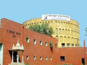 Jaipur Municipal Corporation tries profiting out of people's misery | Master Stroke