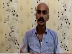 Rajasthan: Fan shaves his head after Dhoni announces retirement | Viral Express