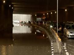 Delhi: थोड़ी-सी बारिश से तालाब बना Dwarka Underpass, लगा ट्रैफिक जाम | Ground Report