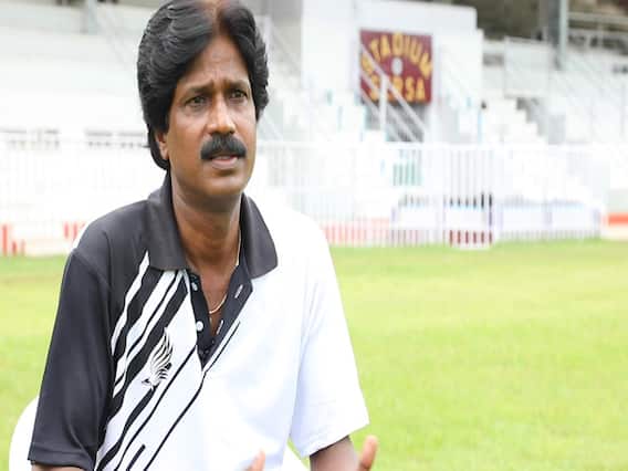 Dhoni के दोस्त ने बताई Bachelor Quarter में रहने का Dhoni का Struggle 