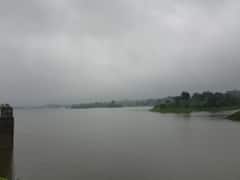 પંચમહાલમાં આવેલ કરાડ ડેમમાં પાણીની આવક થતા ખેડૂતોમાં ખુશીનો માહોલ