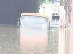 Heavy rainfall in Delhi-NCR increases risk of Coronavirus | Panchnama Full