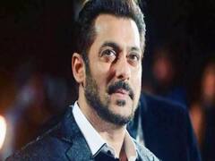 Salman Khan sings 'Saare Jahan Se Achcha' to pay tribute to martyrs | Reality Report