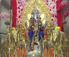 Nashik Ganesha | नाशिकच्या रविवार कारंजा मंडळाची 101 वर्ष पूर्ण, चांदीचा आकर्षक बाप्पा