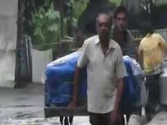 નવસારી: પૂર્ણા નદીની જળ સપાટીમાં થયો ઘટાડો, નીચાણવાળા વિસ્તારોમાં હજુ પણ ઓસર્યા નથી પાણી 