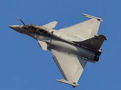 China का J-20 या भारत का Rafale, कौन है बेहतर फाइटर जेट