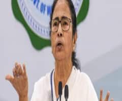 সেপ্টেম্বরে নয় তবে পুজোর আগেই কলেজ-বিশ্ববিদ্যালয়ে পরীক্ষা নিতে পারে রাজ্য, কিন্তু কীভাবে?