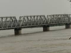  ભરૂચ ગોલ્ડન બ્રિજ નજીક નર્મદા નદીની સપાટી 24 ફૂટ પર પહોંચી, જુઓ વીડિયો