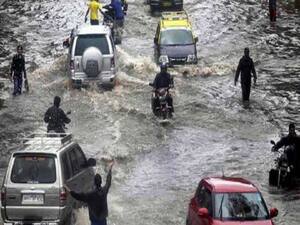 Mumbai Rains: Story of nature's brutal attack & heavy destruction | Bharat Ki Baat