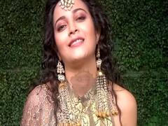 Kuhu and Kunal's Hindi class with SBS