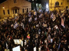 Israel: People stage protest against Prime Minister Benjamin Netanyahu