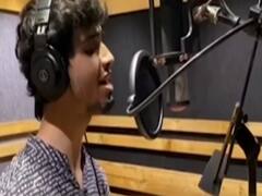 सुशांत सिंह राजपूत की याद में परिवार और दोस्तों ने जारी किया एक गाना