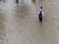 गुरुग्राम में बारिश से कोहराम, 'मिलेनियम सिटी' हुई जलमग्न | नमस्ते भारत