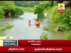 નર્મદા ડેમમાંથી પાણી છોડાતા ગભાણા ખાડીમાં બે સાધુઓ ફસાયા, જુઓ વીડિયો