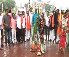 Auranagabad | औरंगाबादमध्ये मराठी क्रांती मोर्चाचं आंदोलन, जागरण गोंधळ करत सरकारचा निषेध