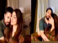 Akanksha Puri and Mika Singh coming up with a new album?