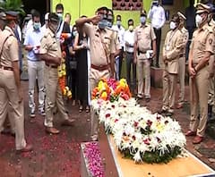 Captain Deepak Vasant Sathe | कॅप्टन दीपक साठे यांना अखेरचा निरोप