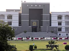 કોર્ટનો સરકારને નિર્દેશ, સંક્રમિત લોકોના નામ જાહેર ન કરો પરંતુ એ વિસ્તારમાં કેસ નોંધાયા તે જાહેર કરો 