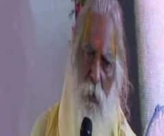 ভূমিপুজোয় মোদির সঙ্গে একমঞ্চে, করোনা আক্রান্ত রাম মন্দির ট্রাস্টের প্রধান নিত্যগোপাল