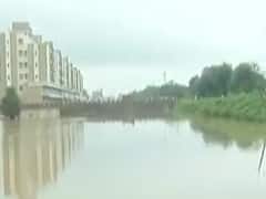 ભરૂચઃ નર્મદા નદીમાં પાણી છોડાતા નેશનલ હાઇવે પાસેના ગામો થયા સંપર્ક વિહોણા, જુઓ વીડિયો