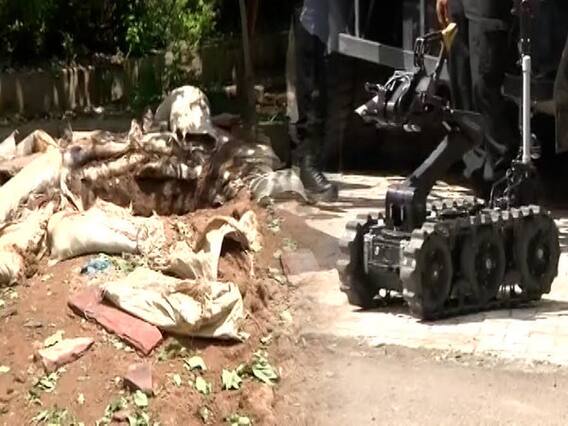 Delhi: ISIS आतंकी से बरामद हुए IED को bomb squad ने ऐसे किया निष्क्रिय