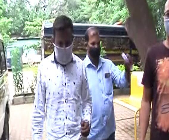 Fake E Pass | बनावट ई पास बनवणाऱ्या भामट्याला अटक; गरजू प्रवाशांकडून 2 हजार रुपये उकळले