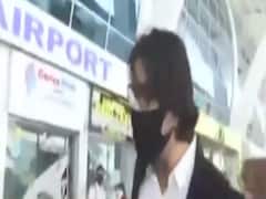 Sushant Singh Rajput Case : Camera पर दिखा Rhea से Drugs के बारे में चैट करने वाला Gaurav Arya 