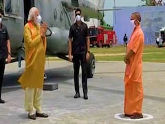 PM Modi wears mask, follows social distancing norms while performing bhoomi poojan