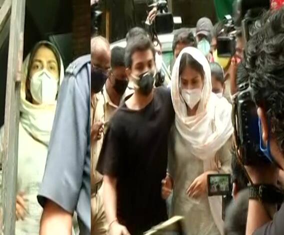 SSR Suicide Case | सुशांतची गर्लफ्रेंड रिया चक्रवर्तीची ईडी कार्यालयात दाखल