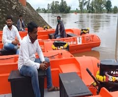 Sangli Rains | पुराचा धोका लक्षात घेता सांगलीत कृष्णा नदीत अत्याधुनिक बोटी सज्ज