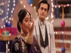 Kartik & Naira dance on a song from 'Hum Aapke Hain Kaun'