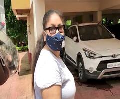 Sushant Singh Case | 'मेरे भाई को मारा!' सुशांतच्या महिला फॅनचा रियाच्या इमारतीत घुसुन गोंधळ