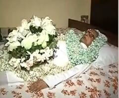 প্রয়াত বিশিষ্ট আইনজীবী ও রাজ্যের প্রাক্তন মন্ত্রী কাশীকান্ত মৈত্র, শোকপ্রকাশ মুখ্যমন্ত্রীর