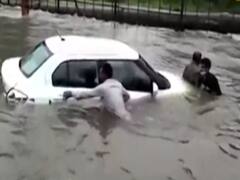 MP: Heavy rains disrupt normal life in Bhopal | Ground Report 
