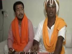 Ayodhya: प्रधानमंत्री मोदी के लिए साधु ने तैयार किया स्वागत गीत