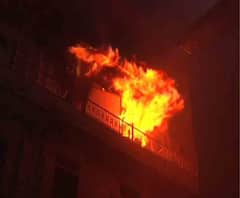 বহুতলে ভয়াবহ আগুন, ব্রেবোর্ন রোডের একাংশ বন্ধ, বিঘ্নিত যান চলাচল, বিচ্ছিন্ন বিদ্যুৎ সংযোগ