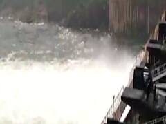  મહેસાણાના ધરોઇ ડેમમાં સતત થઇ રહી છે પાણીની આવક, જાણો કેટલા ક્યુસેક છોડાઇ રહ્યું છે પાણી?