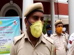 Police officers who defeated Corona reach LNJP for plasma donation 