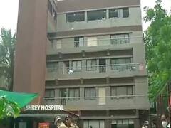 અમદાવાદઃ શ્રેય હોસ્પિટલ આગ, મૃતદેહોને પોસ્ટમોર્ટમ માટે ખસેડવામાં આવ્યા