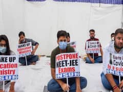 JEE NEET: Students to sit for exams amid fear of Corona